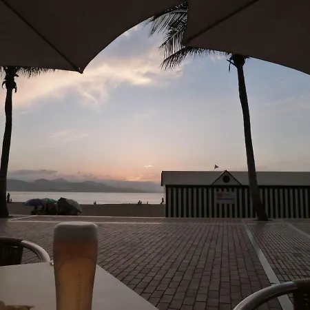 Palmeras Playa Apartament *